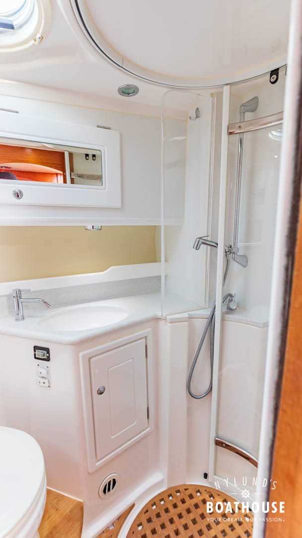 Nord West 370 Flybridge - Image 34