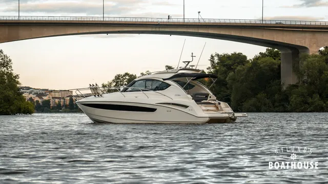 Galeon 325 HT