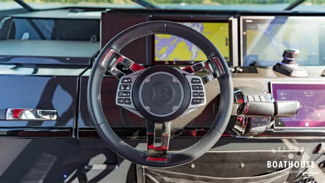 Axopar Brabus Shadow 800 Sun Top — Extérieur