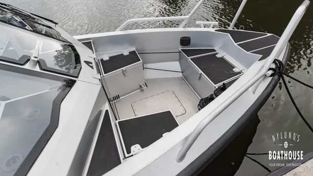 Anytec A23 — Ulkopuoli