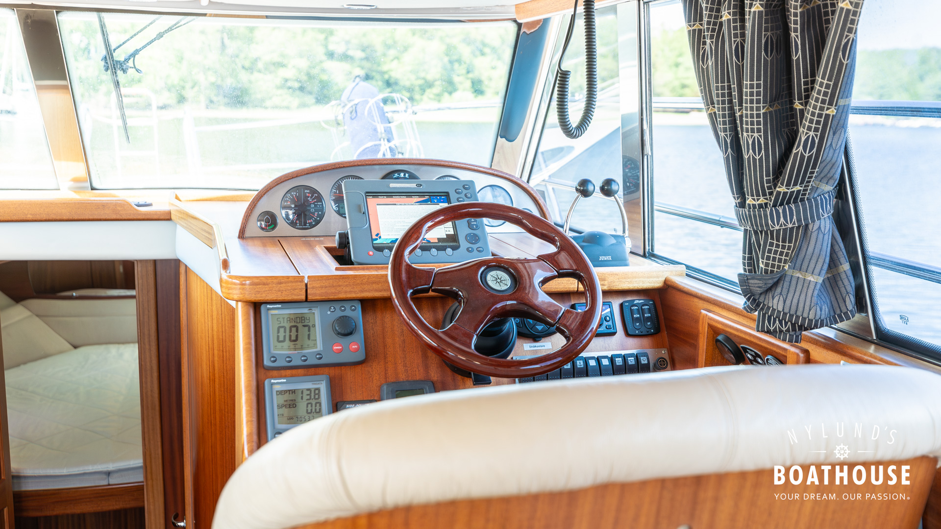 Nord West 370 Flybridge - Image 68