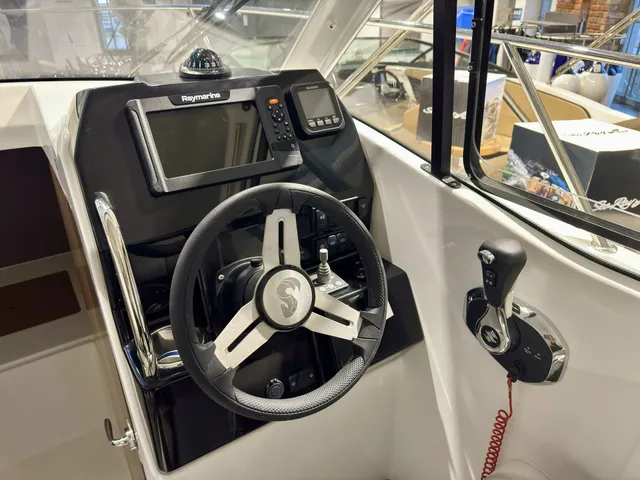 Beneteau Antares 7