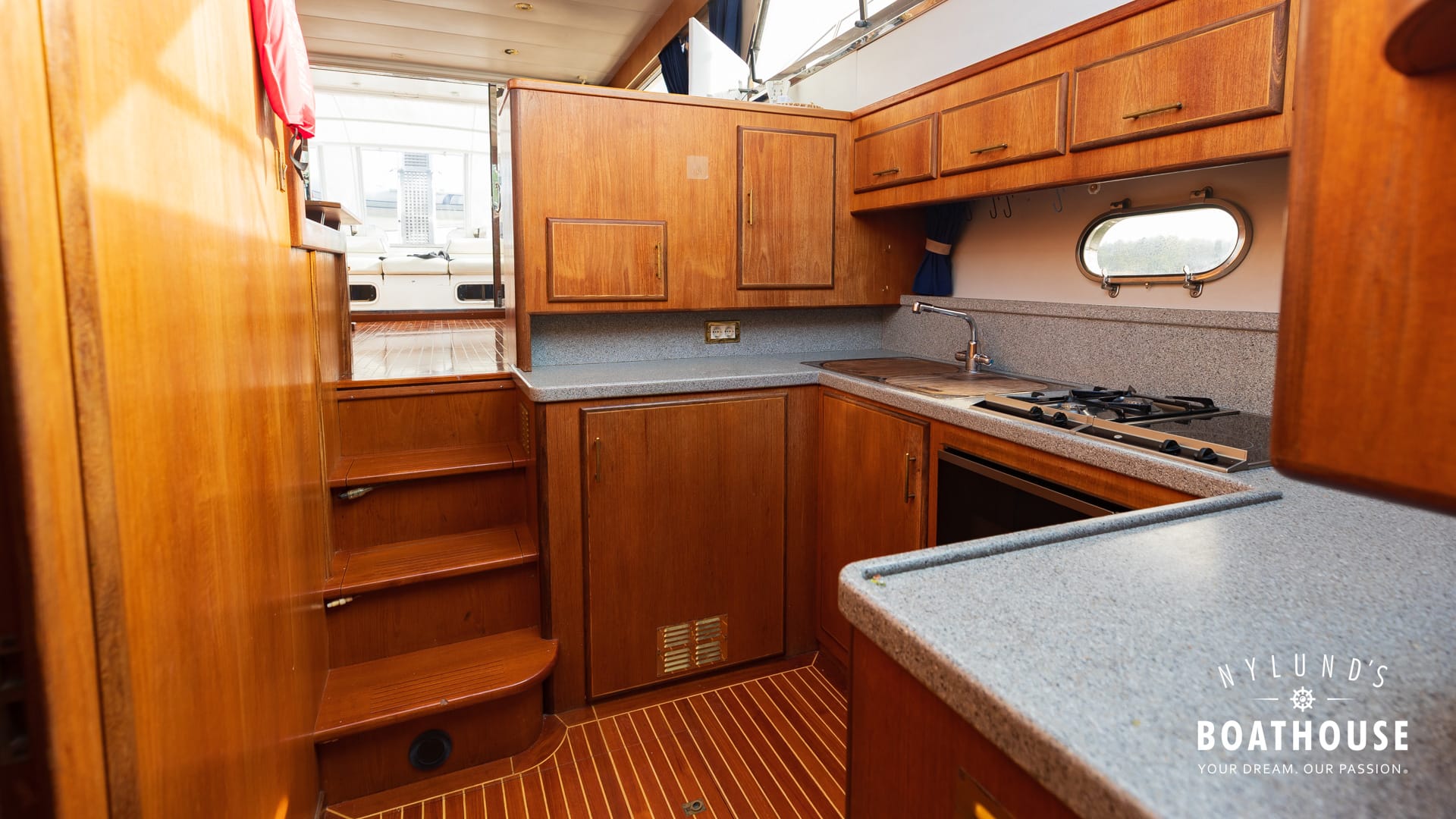 Fairline 50 MK II - Image 45