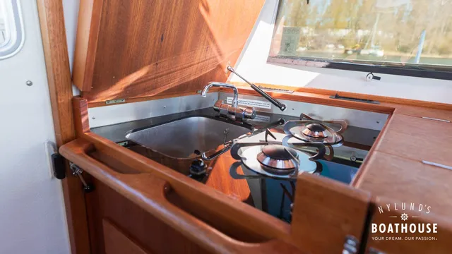 Targa 27.2 Fly — Interior
