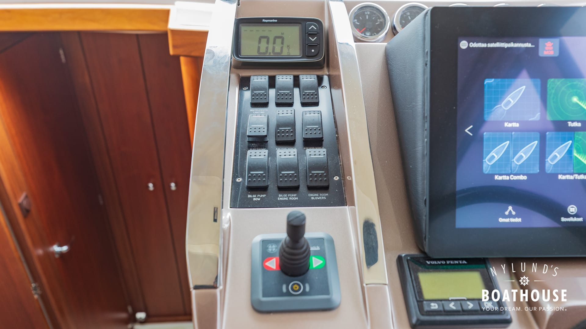 Galeon 340 Fly - Image 49
