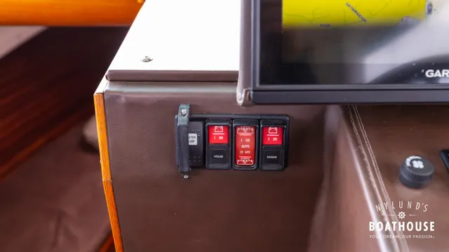 Brizo Yachts 28