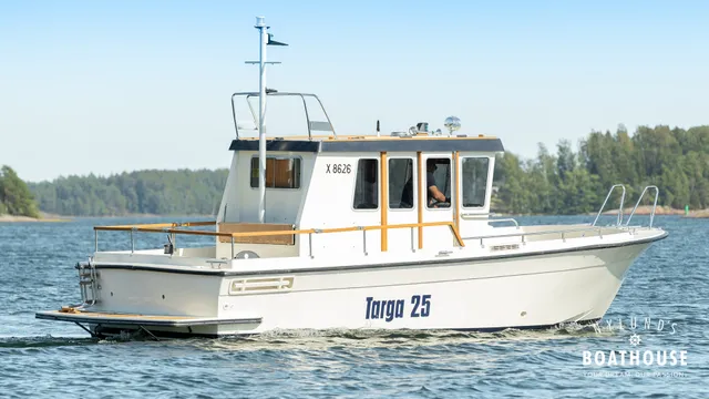 Targa 25 — Cruising