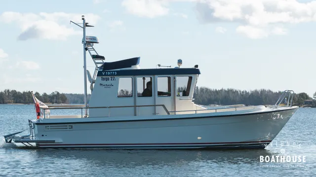 Targa 27.1 — Cruising