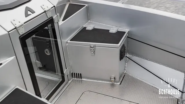 Anytec A23 — Ulkopuoli