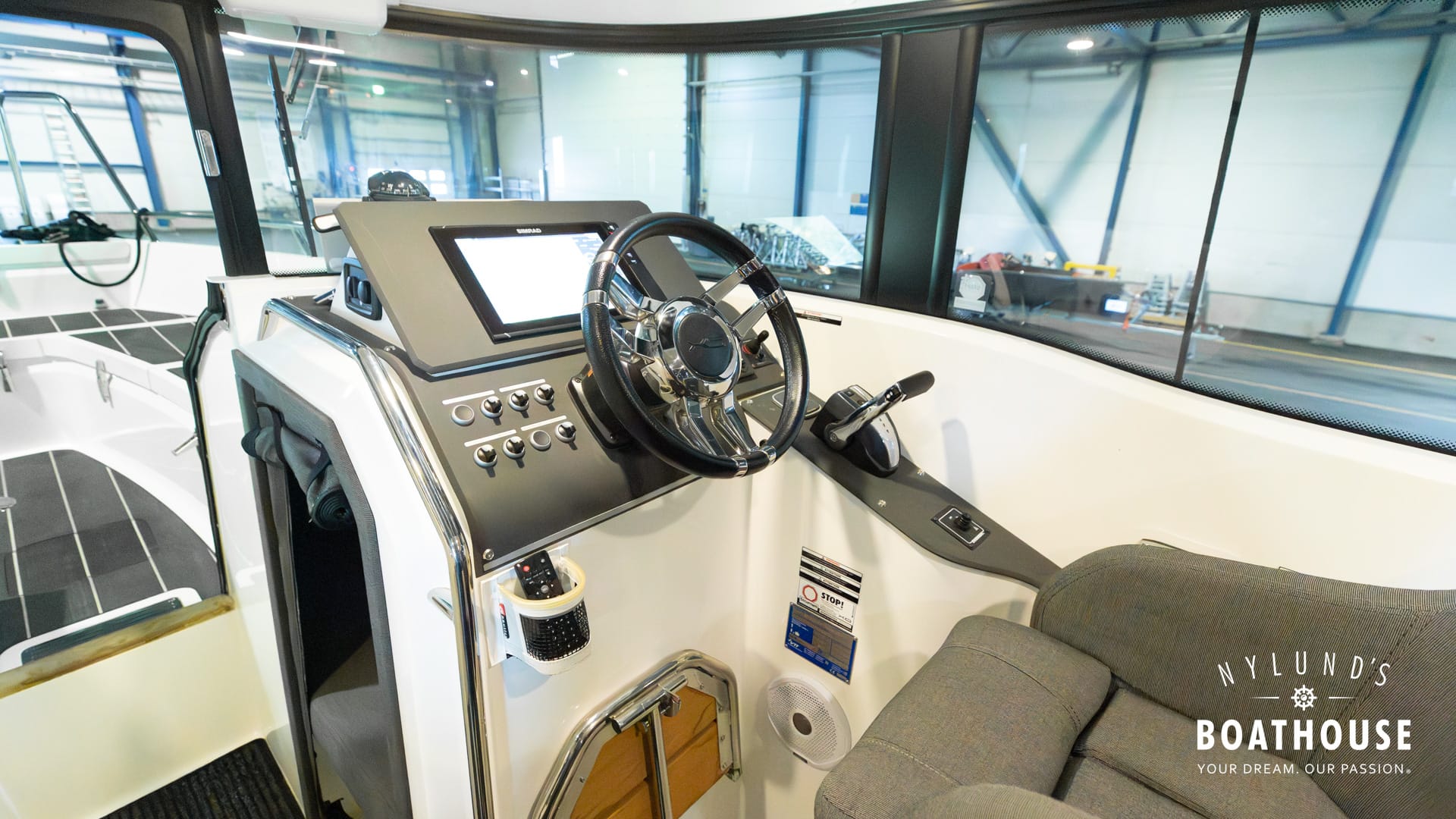 XO 270 RS Cabin OB - Image 24