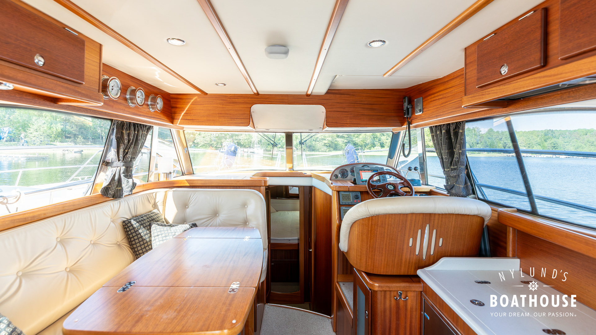 Nord West 370 Flybridge - Image 40