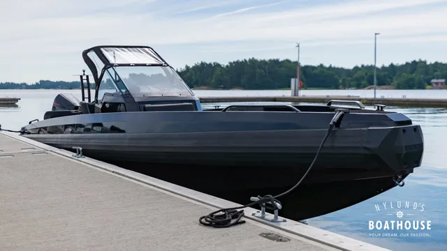 Iron 827 R — Auf dem Wasser