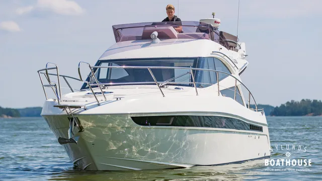 Galeon 340 Fly