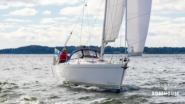 Delphia  D37
