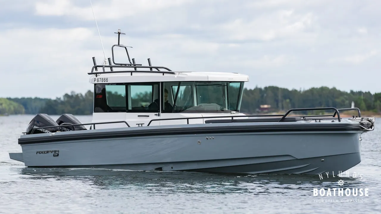 Axopar 28 Cabin - Brabus Line