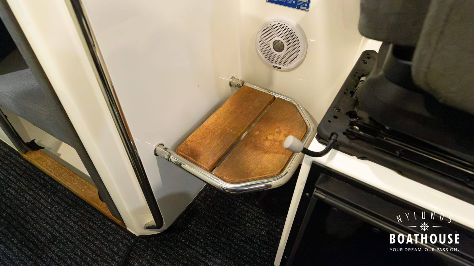 XO 270 RS Cabin OB - Image 25