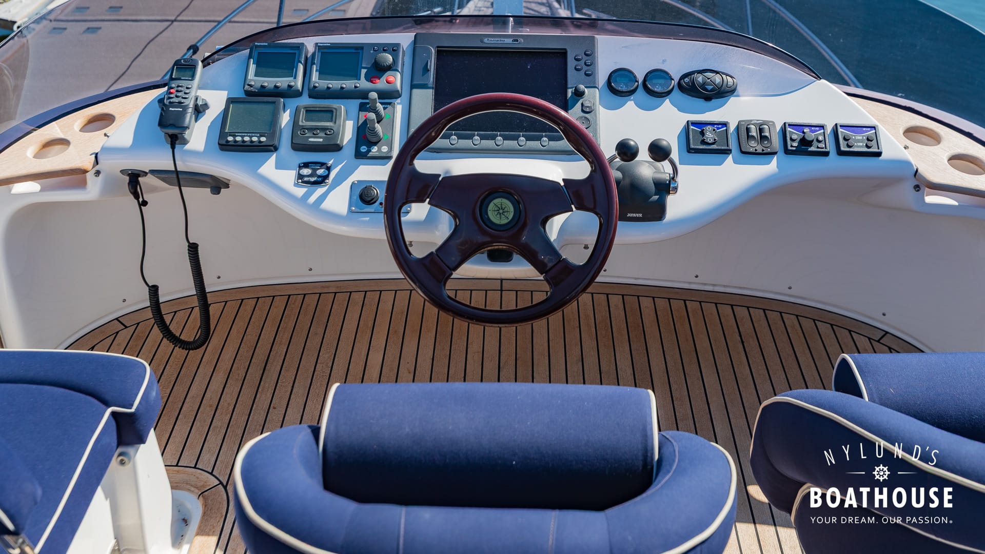Nord West 370 Flybridge - Image 76