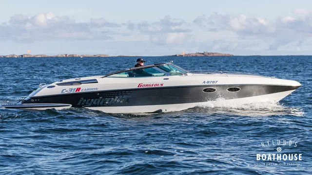 Hydrolift C-31 R Carbon — Cruising