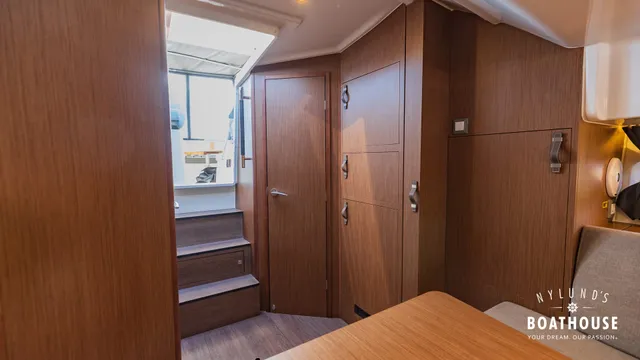 Beneteau Flyer 10 — Interior