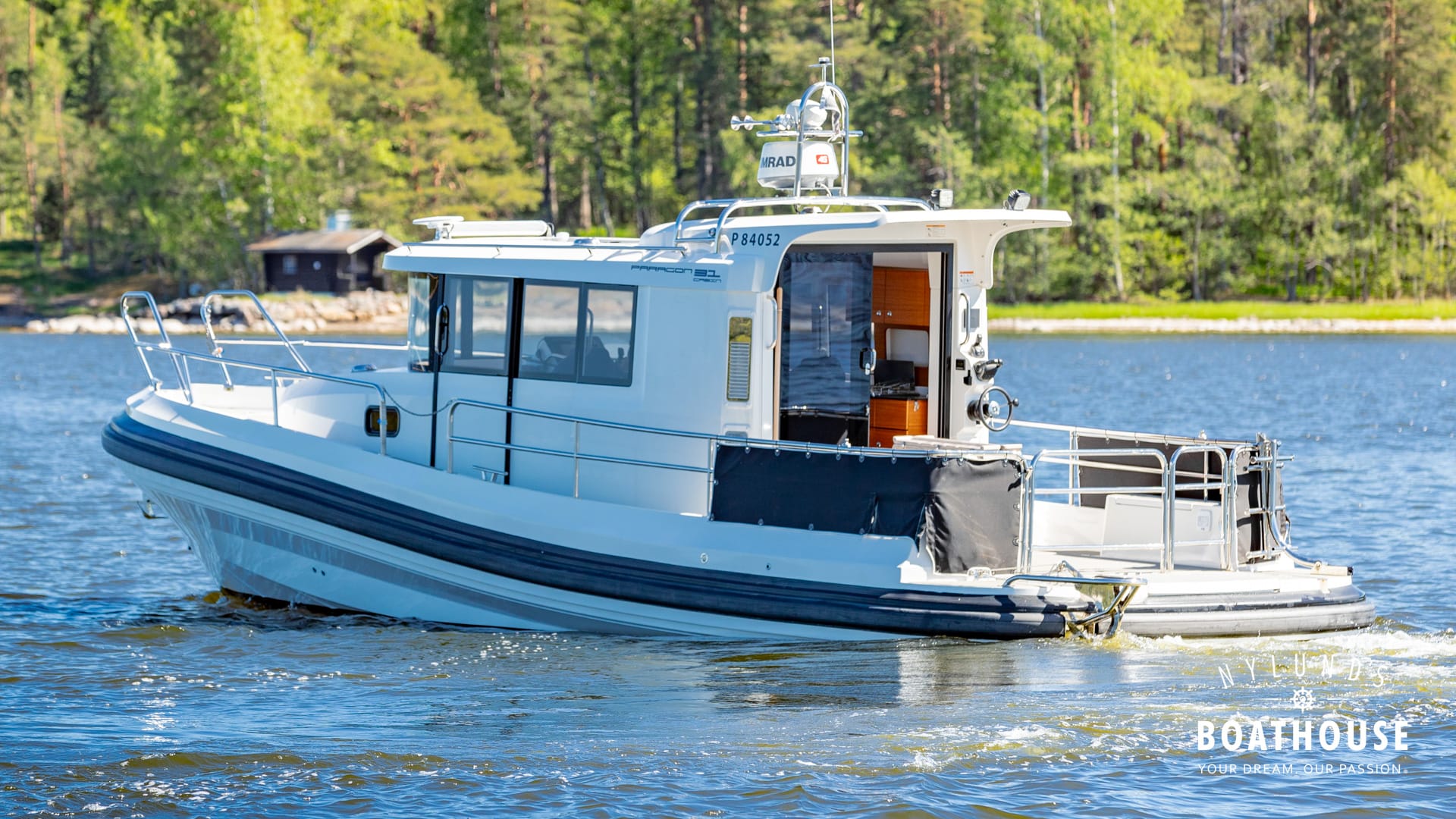 Paragon 31 Cabin - Image 8