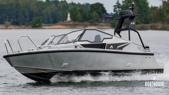 Anytec A23 — Merellä