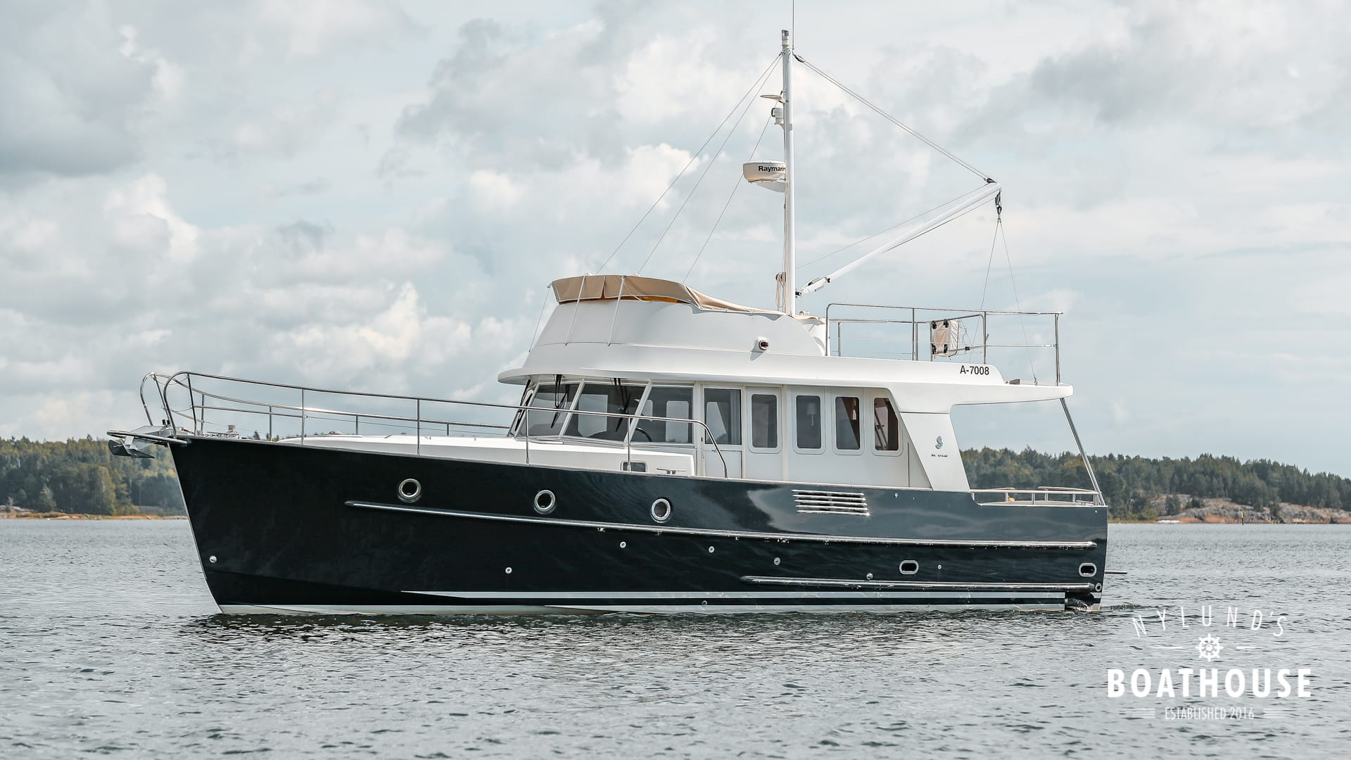 Beneteau Swift Trawler 42 - Image 7