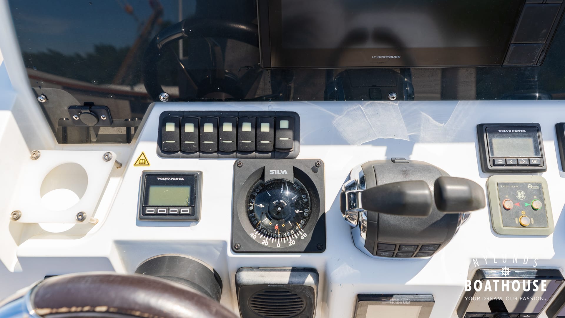 Sealine F430 - Image 17