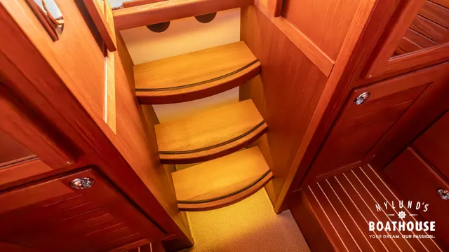 Targa 37+ Hi-Fly CFC — Interior