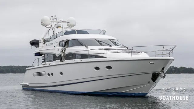 Fairline Squadron 62