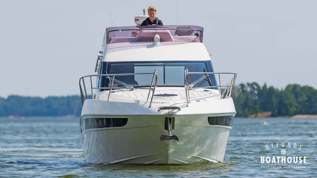 Galeon 340 Fly