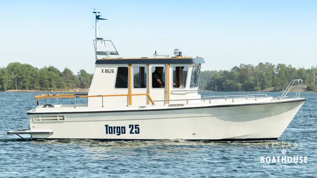 Targa 25 — Cruising