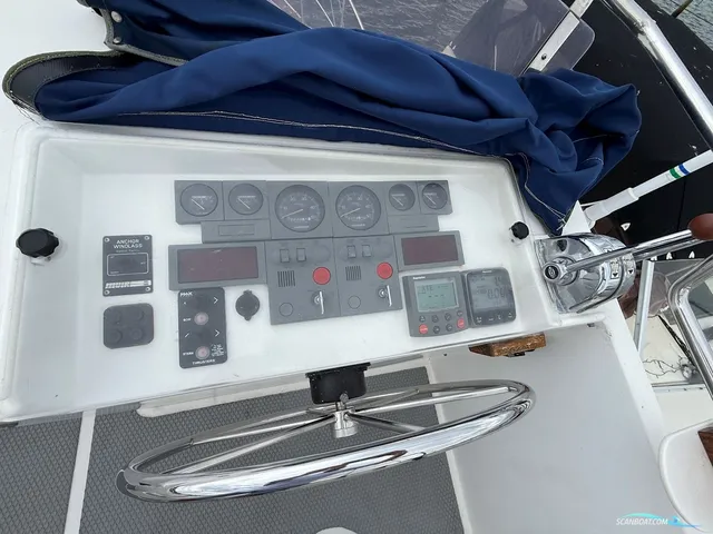 Halvorsen 32 Gourmet Cruiser