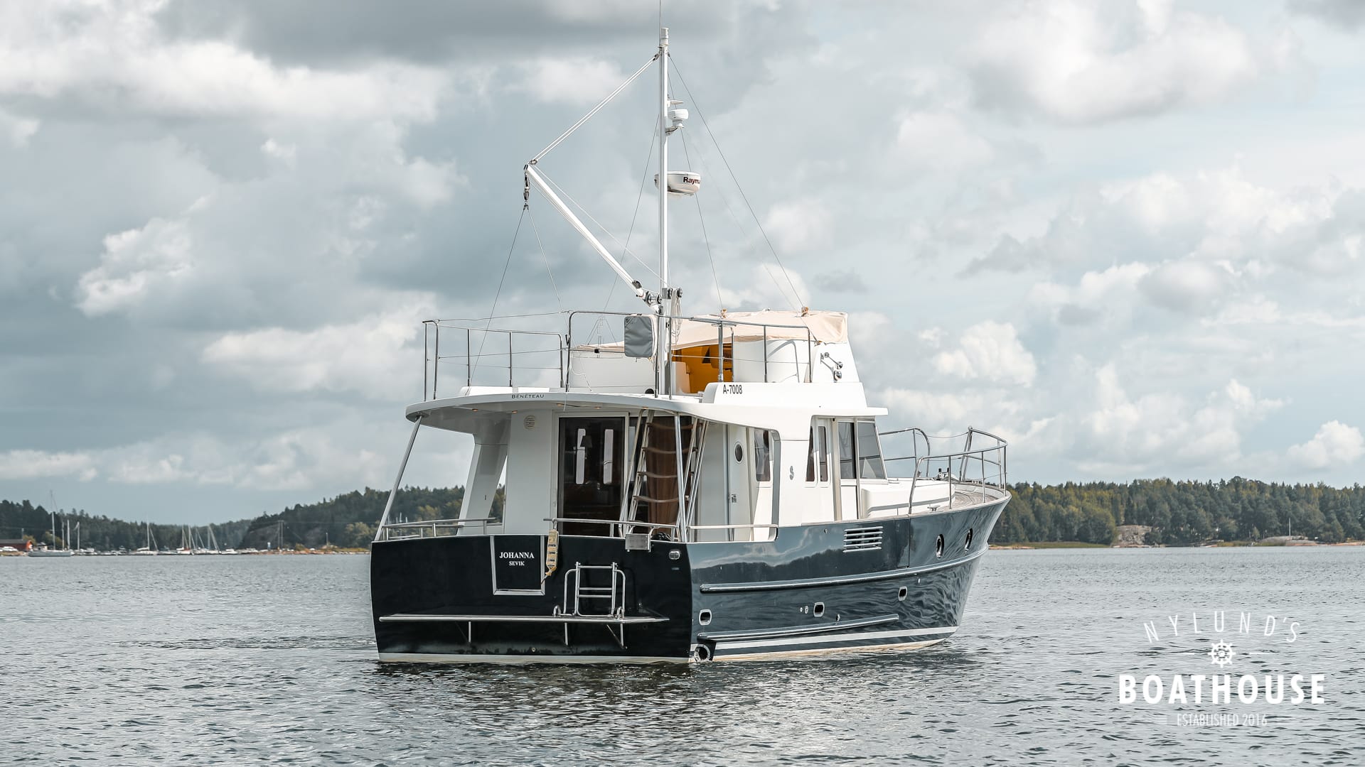 Beneteau Swift Trawler 42 - Image 15