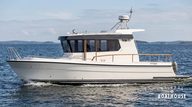 Targa 27.2 — Cruising