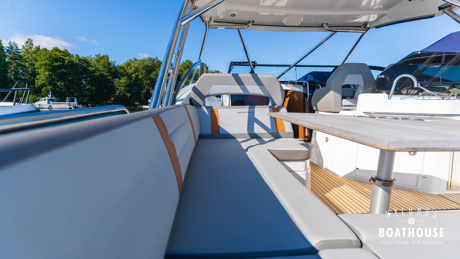 Beneteau Flyer 10 - Image 22
