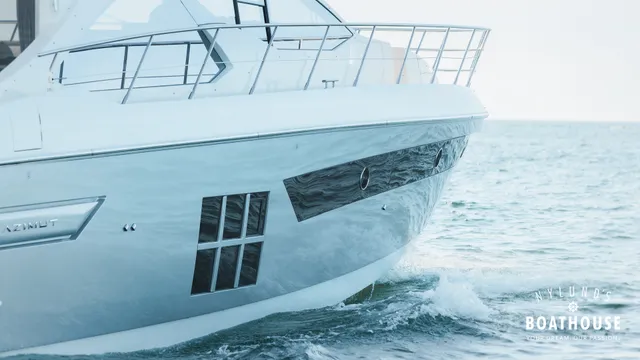 Azimut 55S