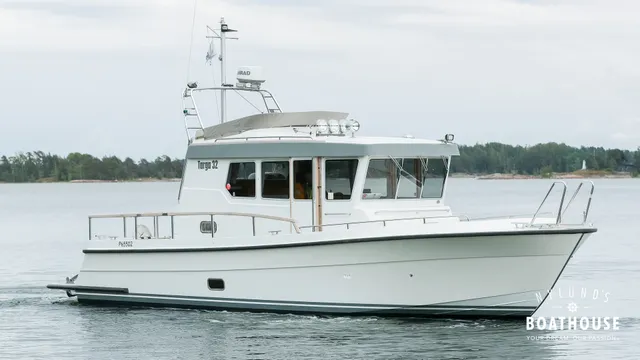 Targa 32 — Cruising