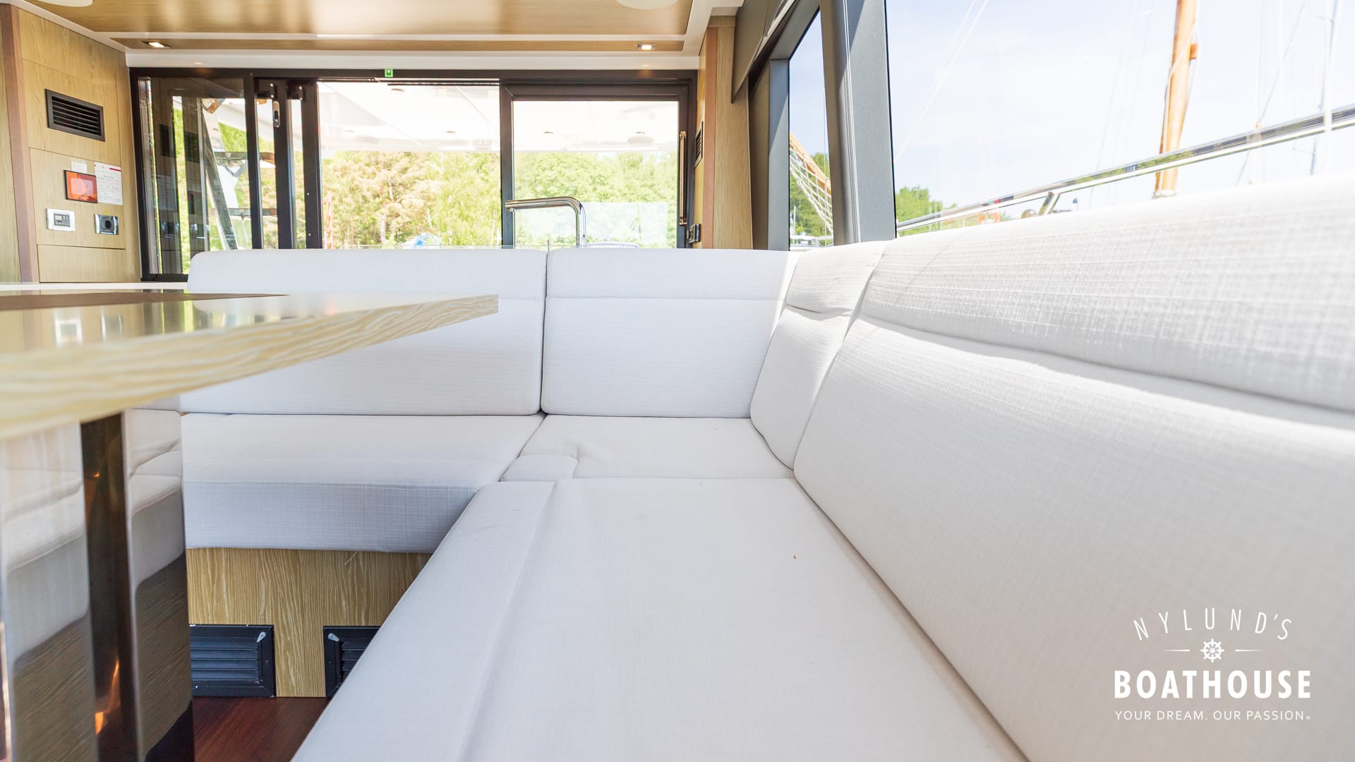 Sealine F430 - Image 55