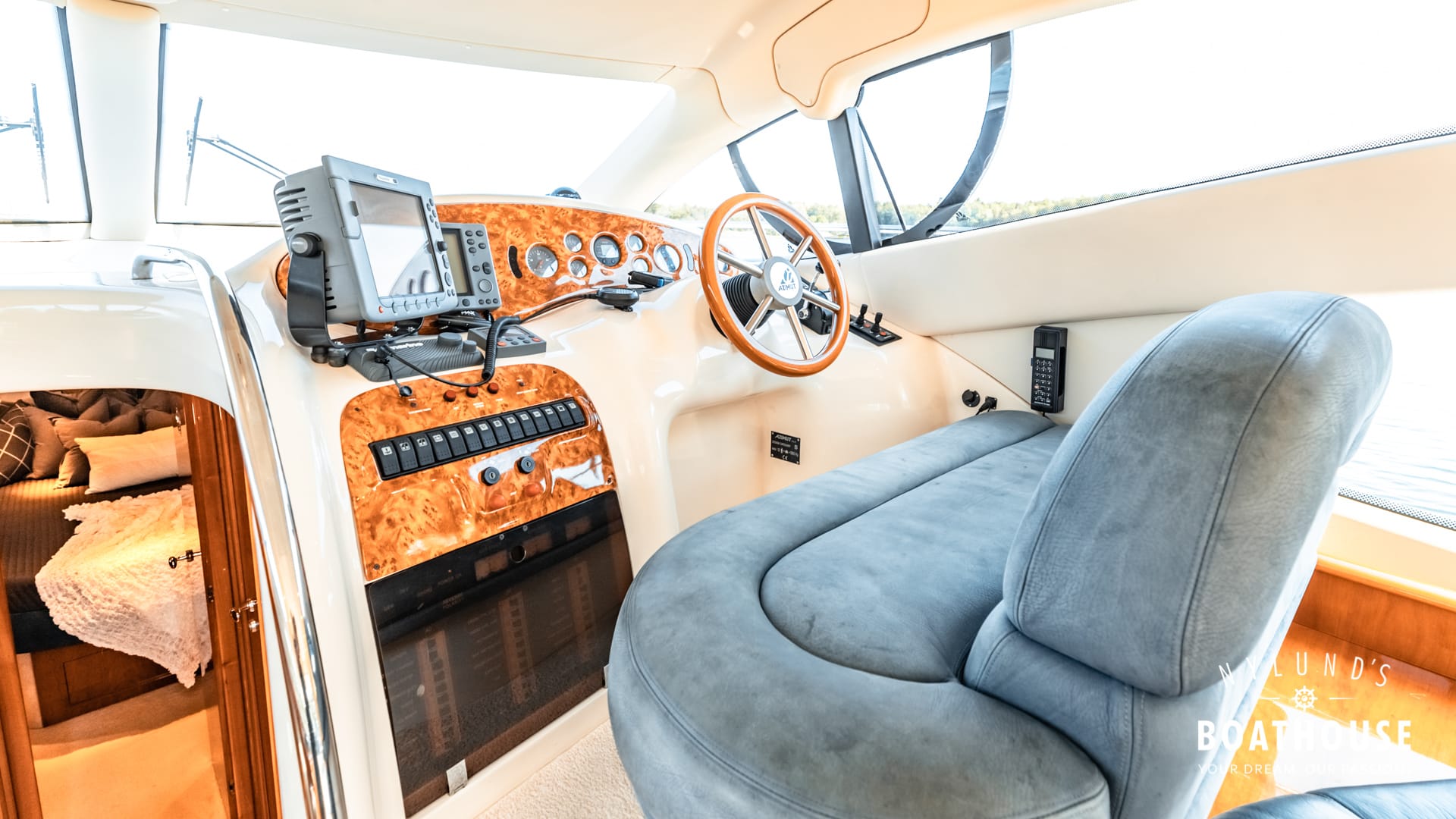 Azimut 42 Fly - Image 52