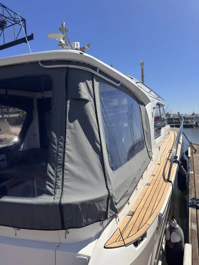 Marex 375 Marex — Exterior