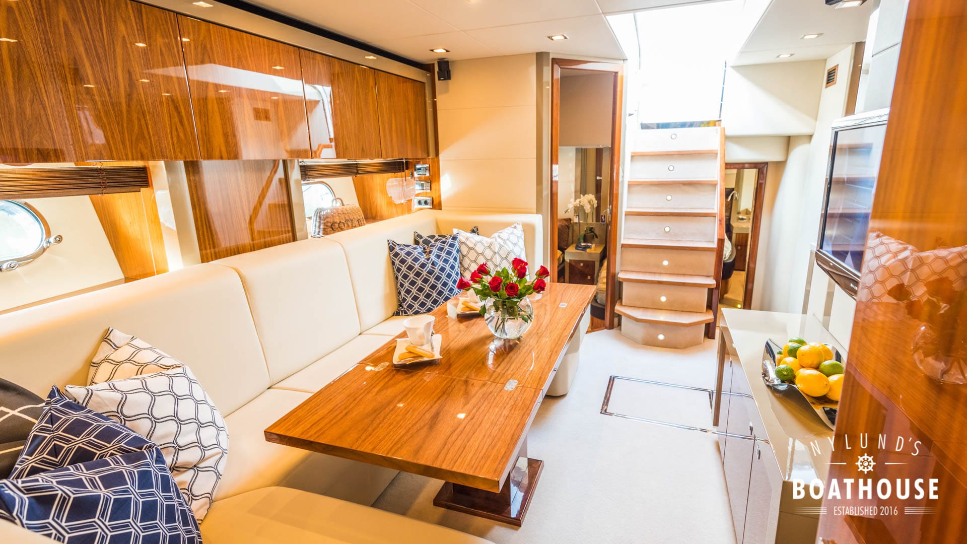 Sunseeker Predator 60 - Image 17