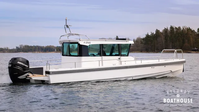 Axopar 28 Cabin