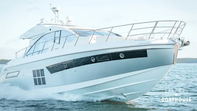 Azimut 55S
