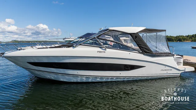 Beneteau Flyer 10 — Cruising