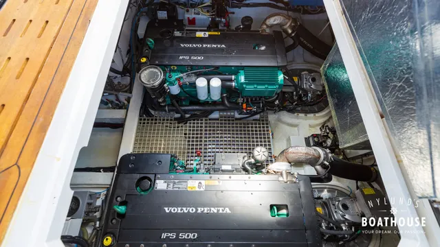 Sealine F430 — Technical