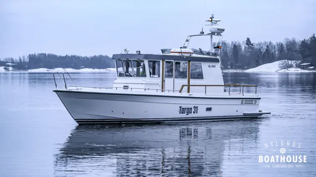 Targa 31 — Cruising