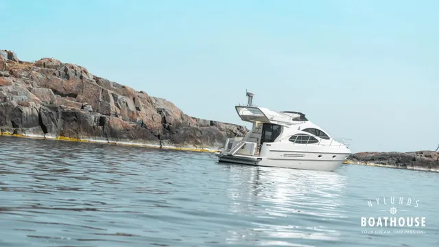 Azimut 42 Fly — En navigation