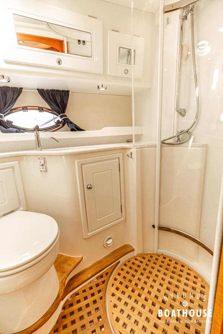 Nord West 420 Flybridge - Image 18