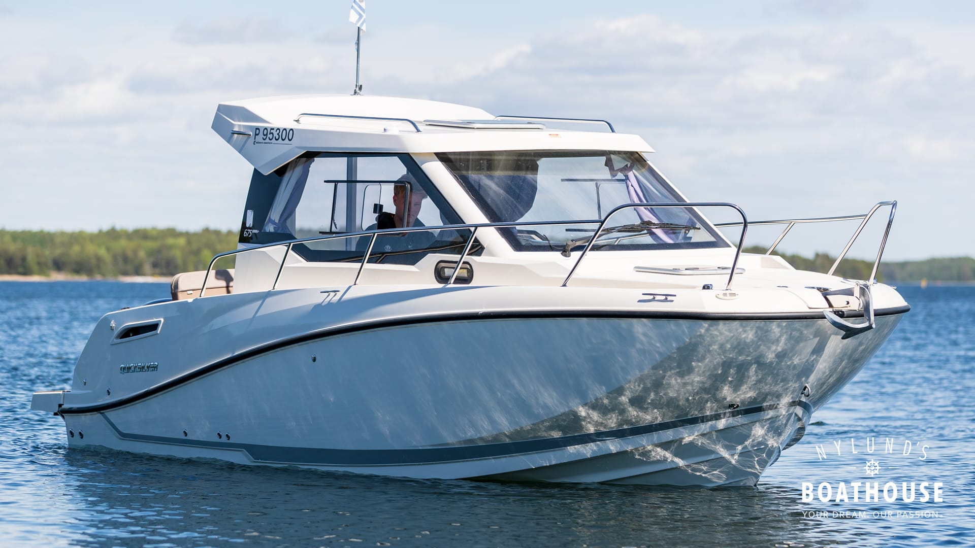 Quicksilver Activ 675 Weekend - Image 39
