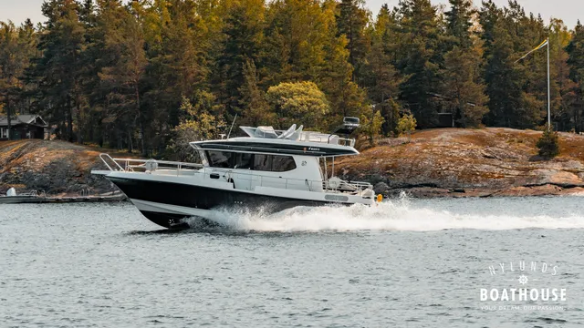 Nord Star 36 Patrol Fly — Cruising